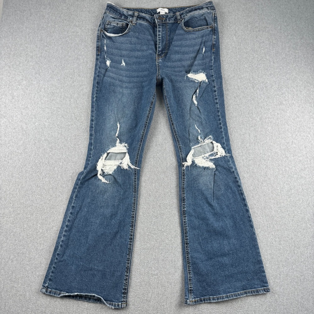 Forever 21 Jeans Womens 31 Flare Blue Distressed Ripped Denim High Rise